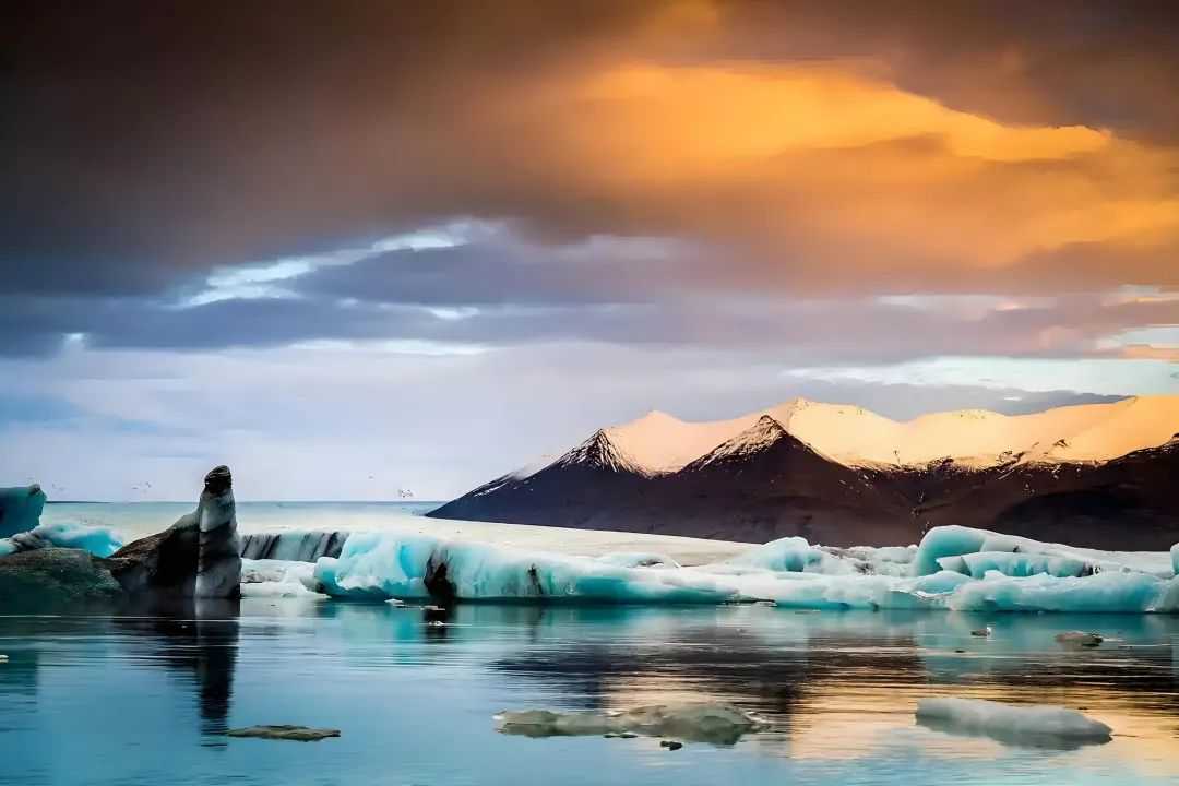 Iceland: A Natural Wonderland in Northern Europe